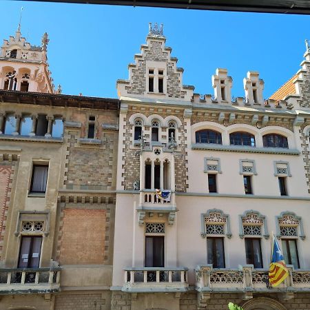 Apartaments Vicus 3 Con Vistas A La Plaza Mayor De Vic Buitenkant foto